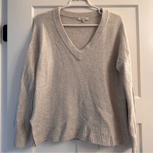 Madewell Light Gray V-Neck Sweater
